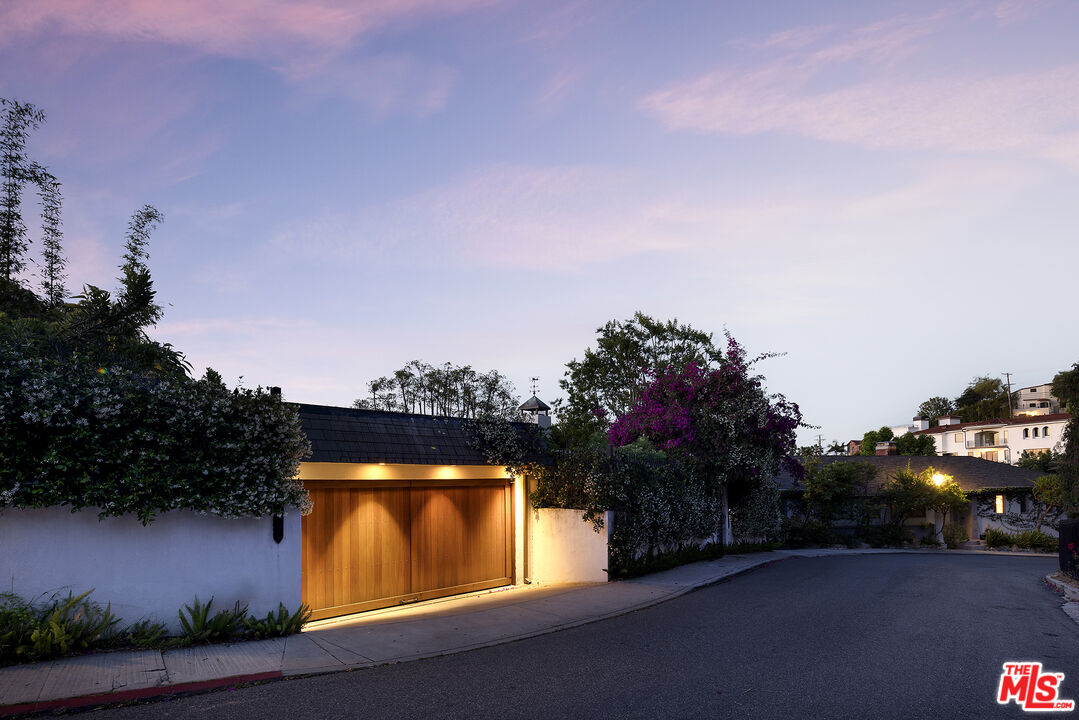 Property photo 38