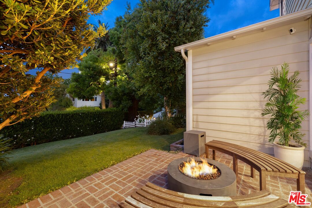 Property photo 38