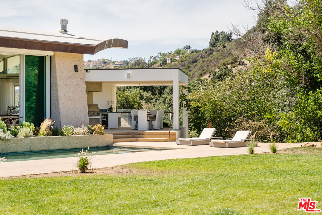 Property photo 22