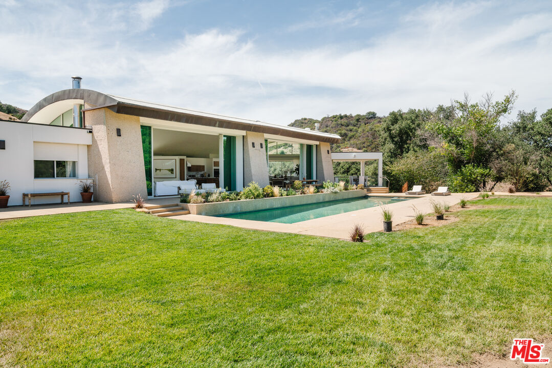 Property photo 28