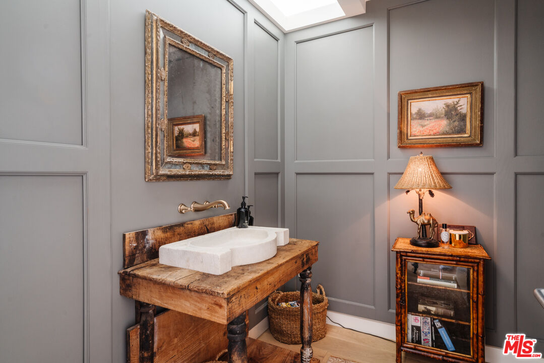 Property photo 32