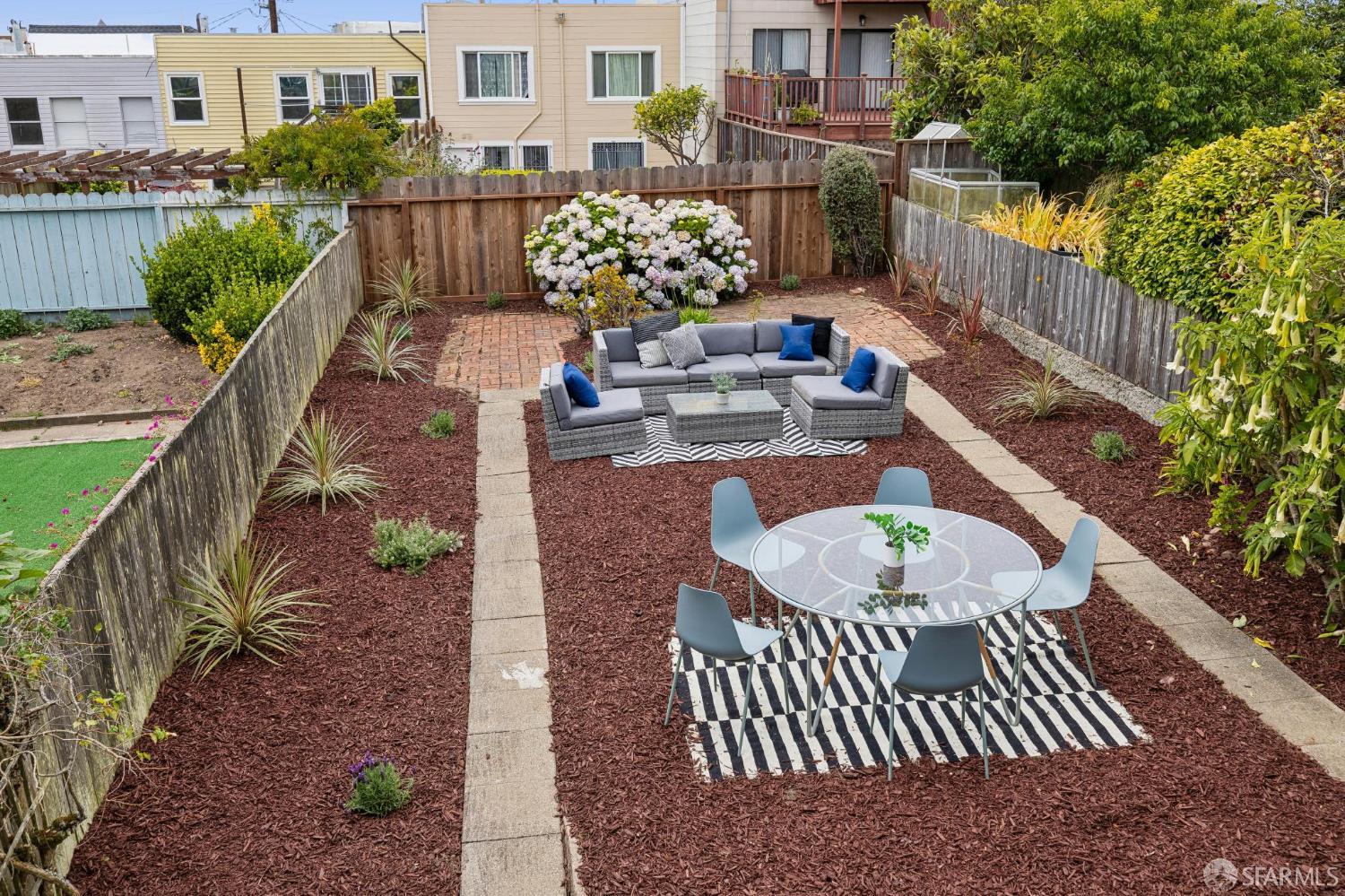 Property photo 33