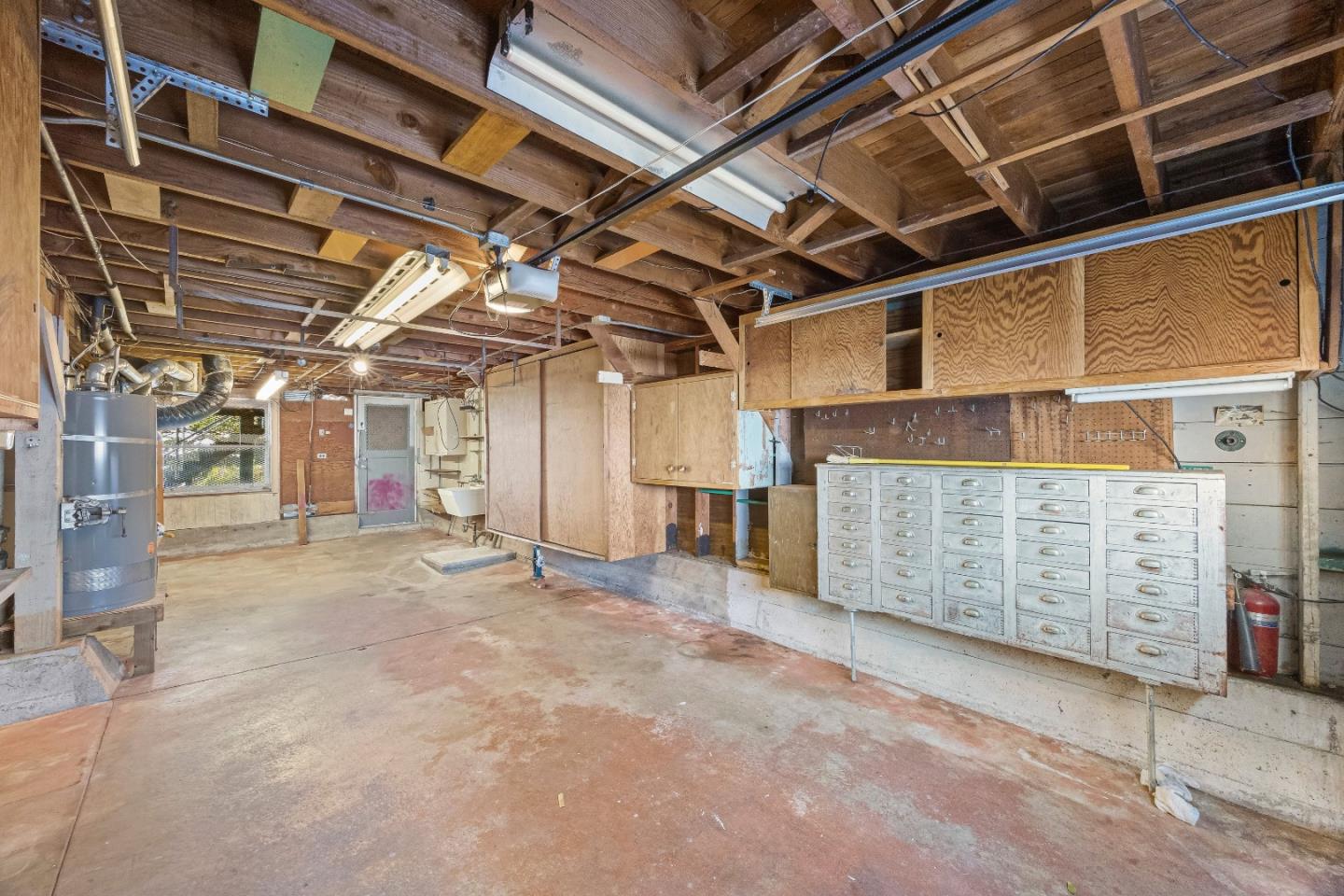 Property photo 37