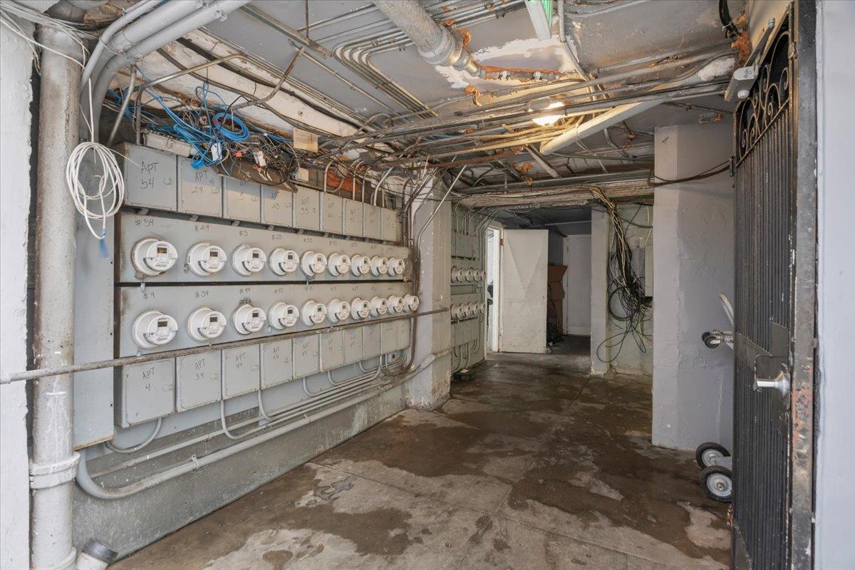 Property photo 31