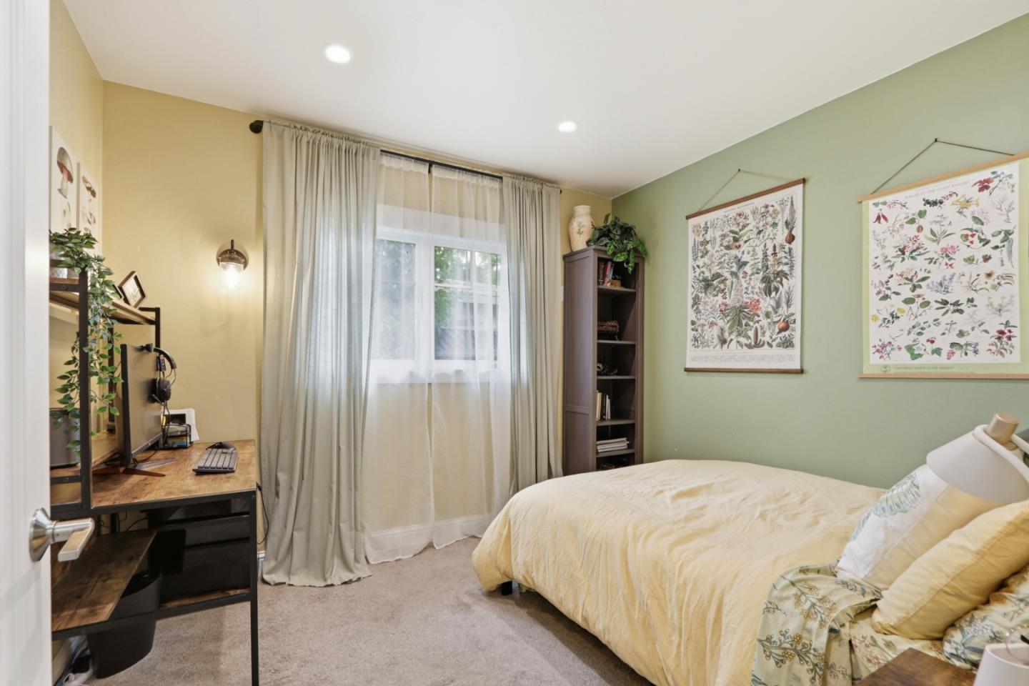 Property photo 28