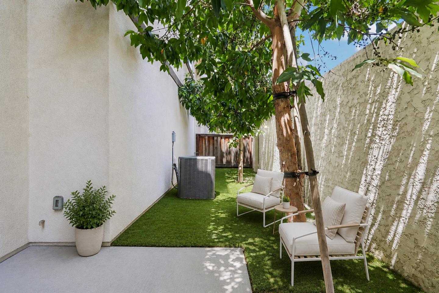 Property photo 40