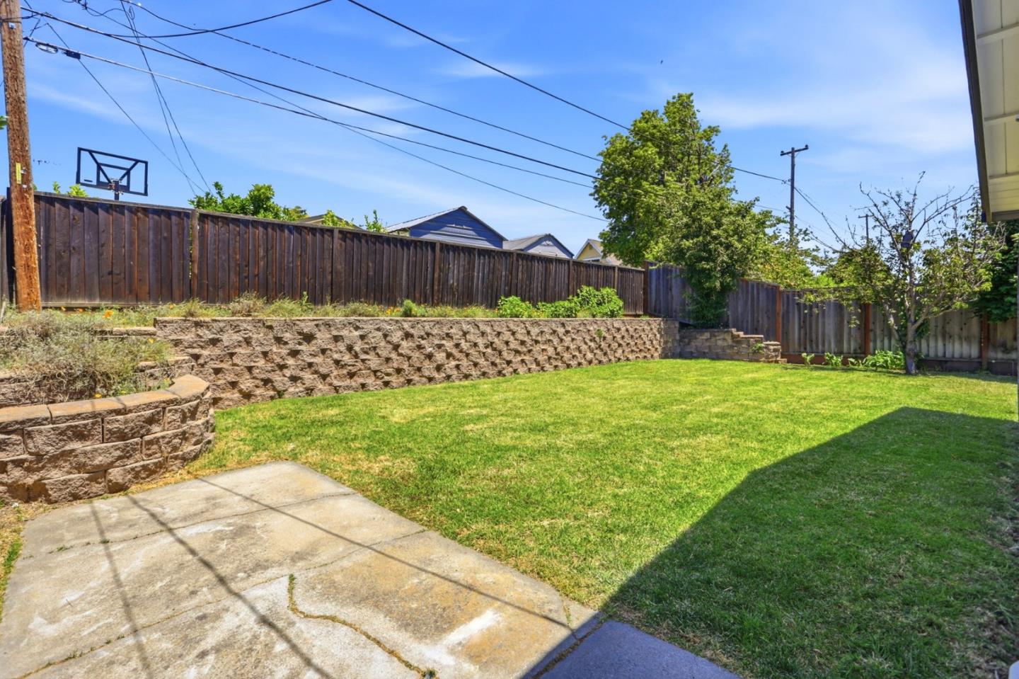 Property photo 37