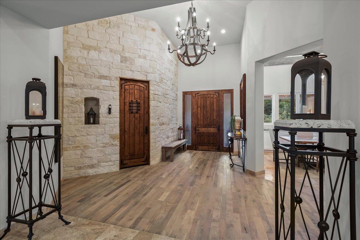 Property photo 25