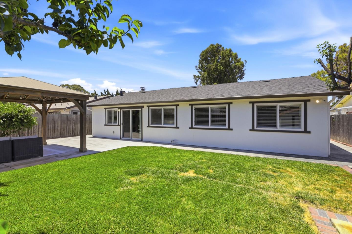 Property photo 35