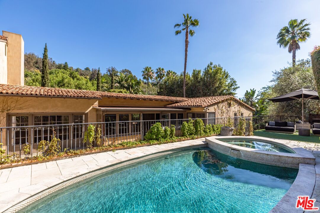 Property photo 33