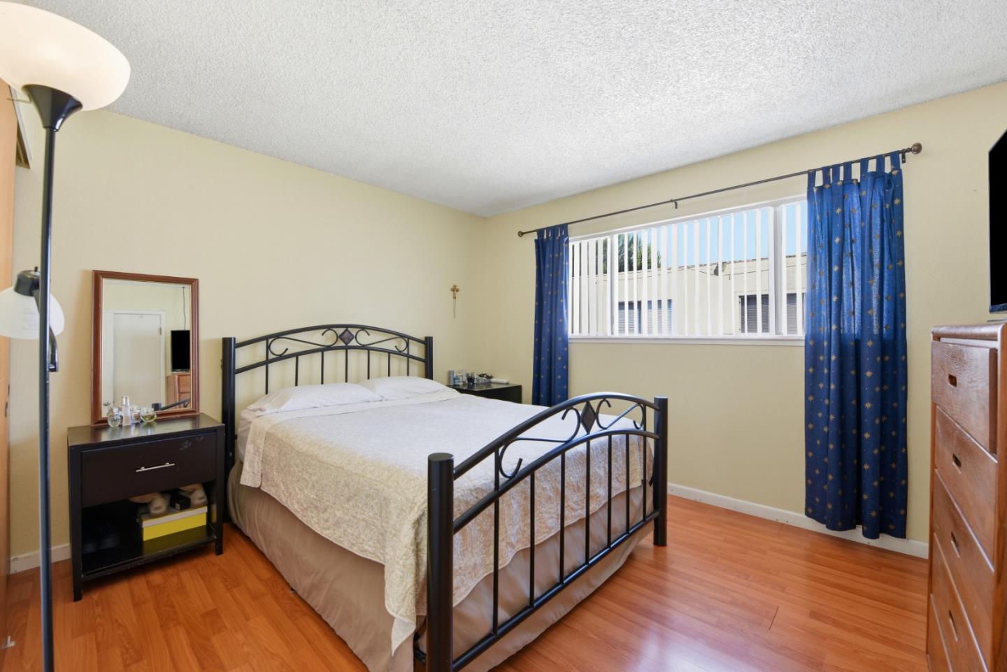 Property photo 37