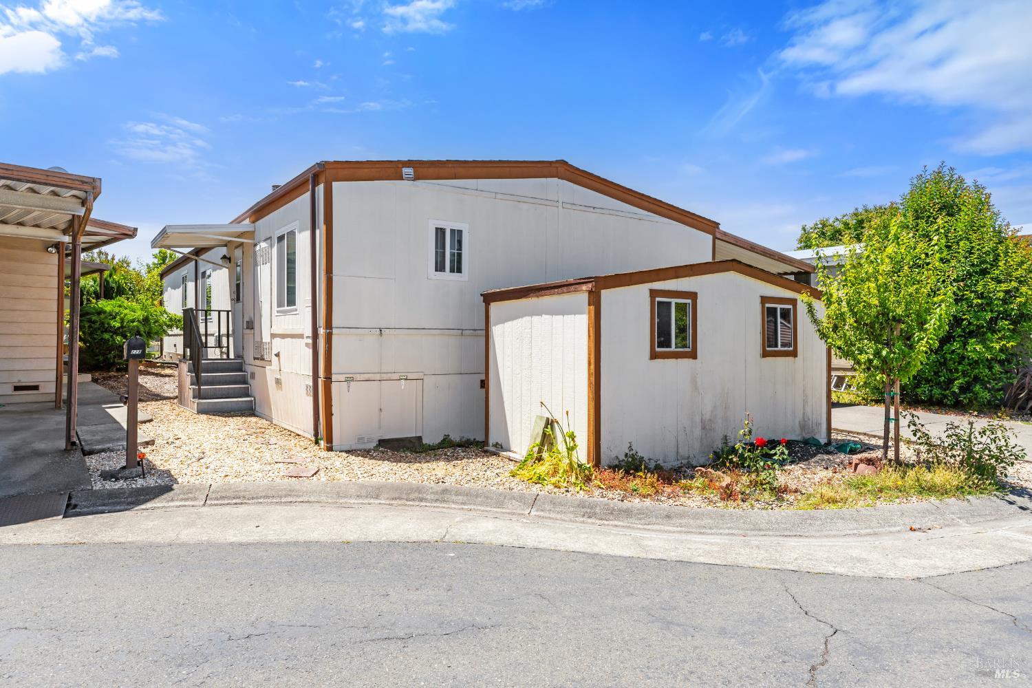 Property photo 35