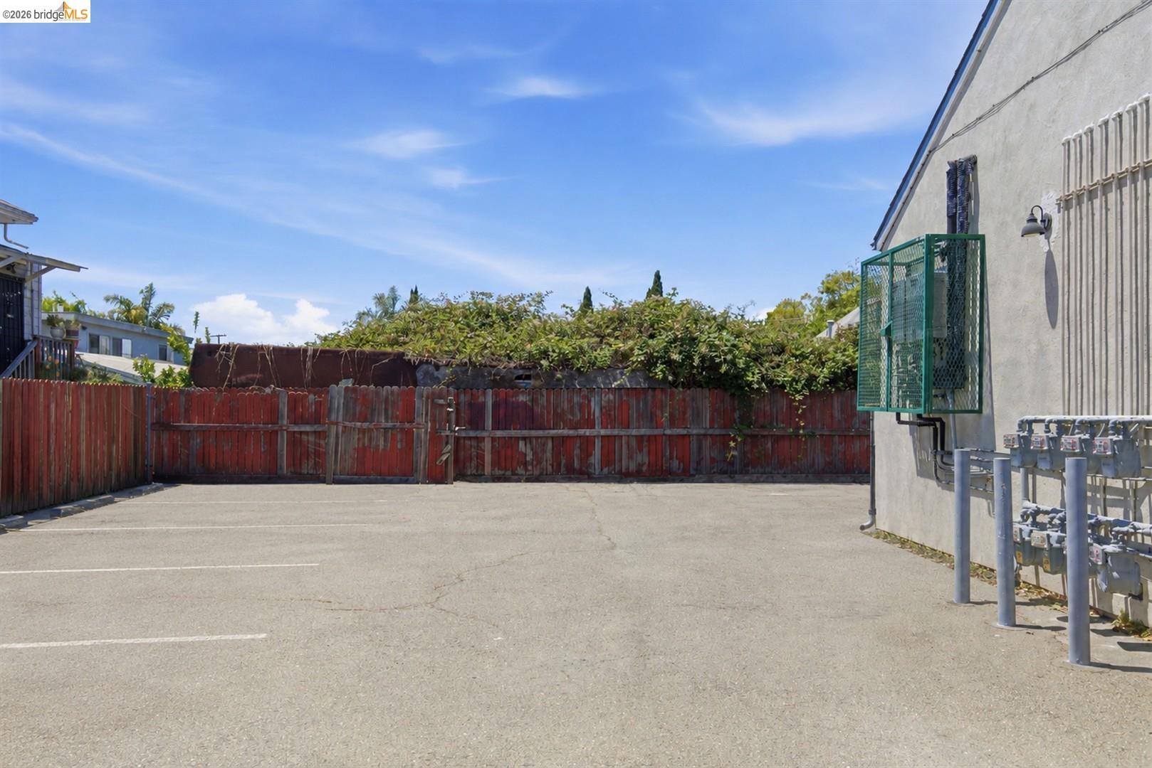 Property photo 28