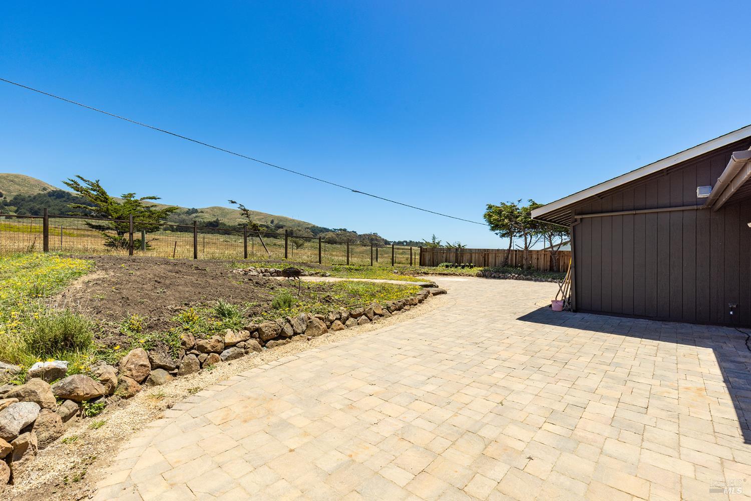 Property photo 44