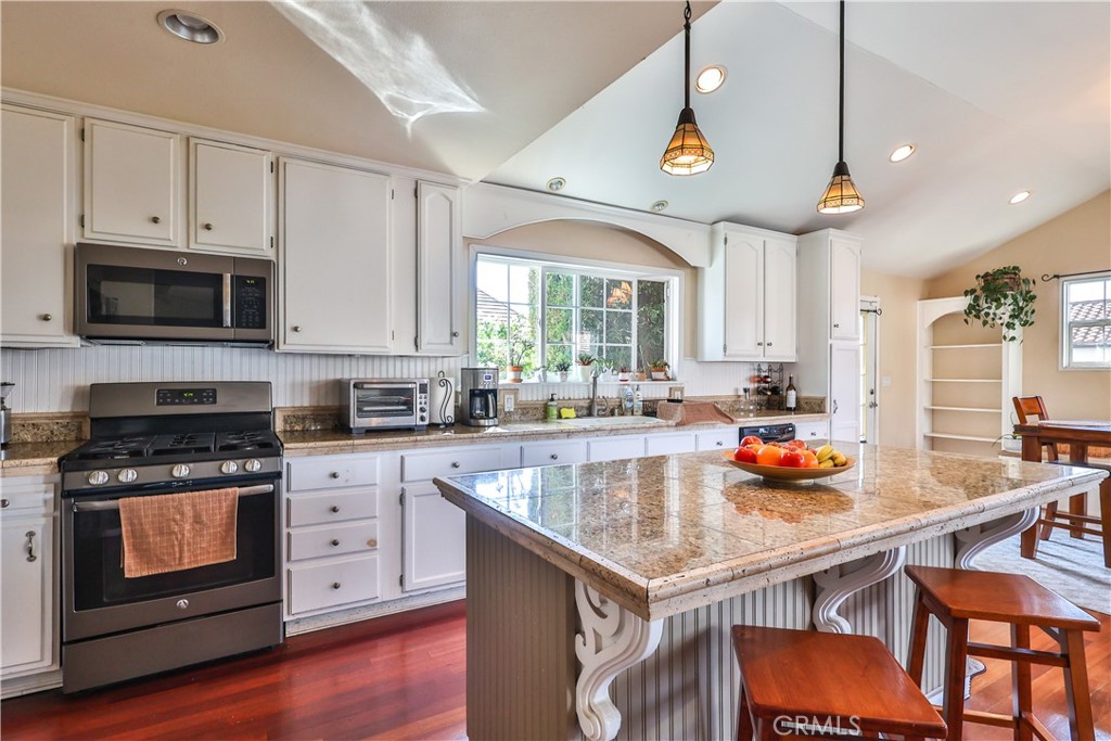 Property photo 25