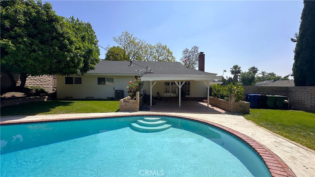 Property photo 32