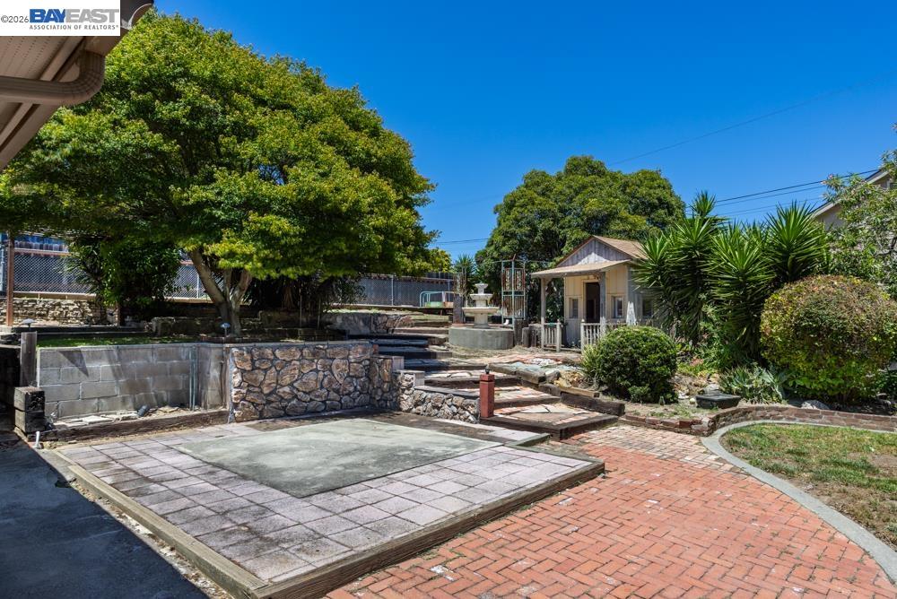 Property photo 42