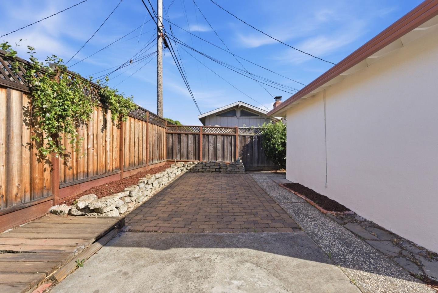 Property photo 36