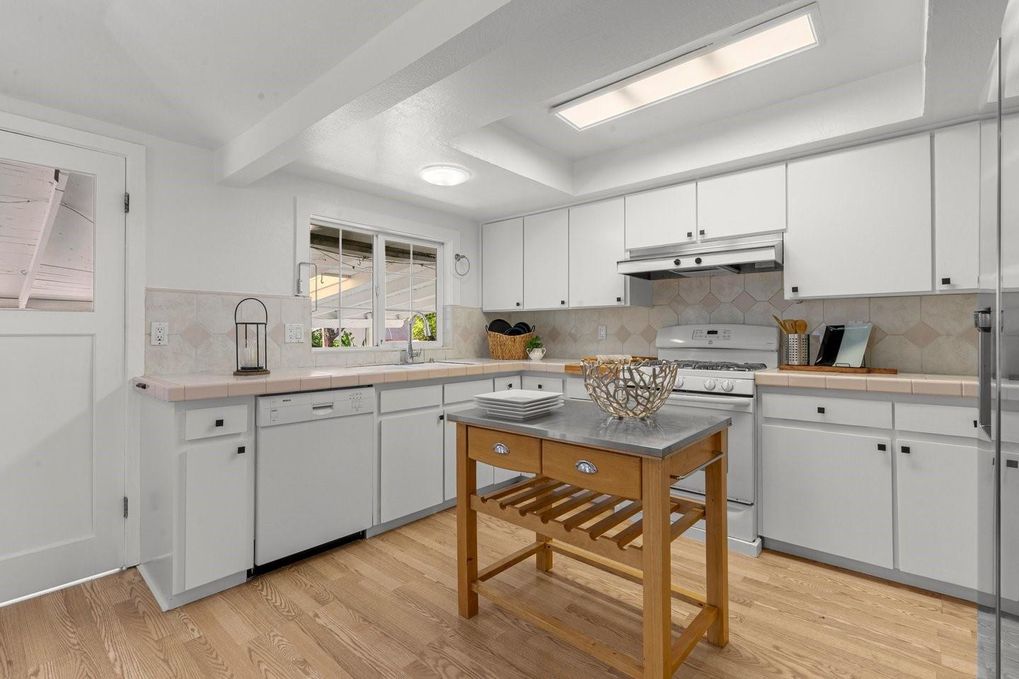 Property photo 25