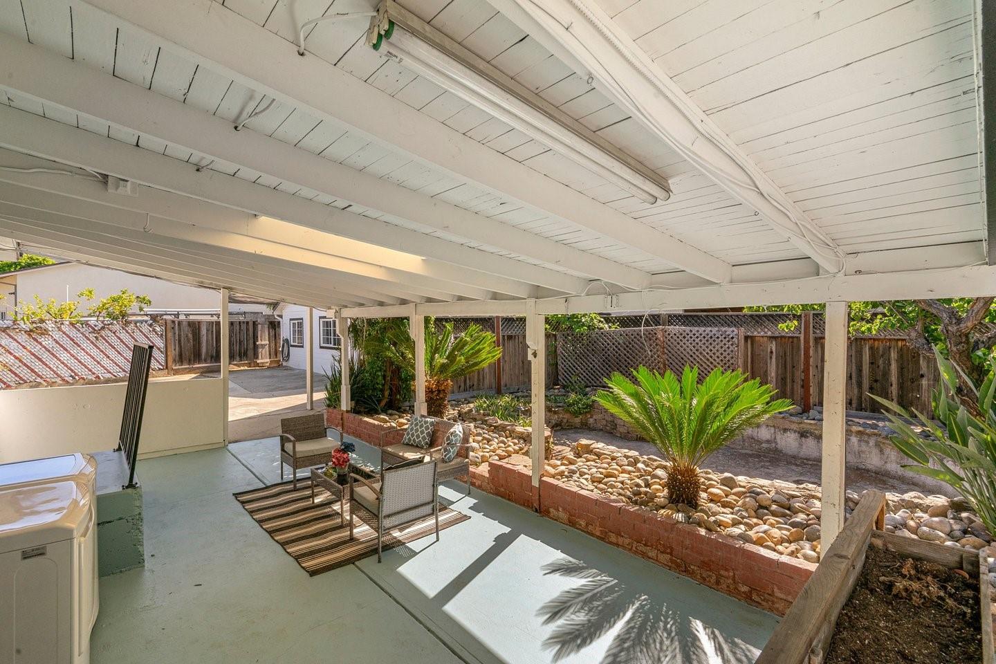 Property photo 40