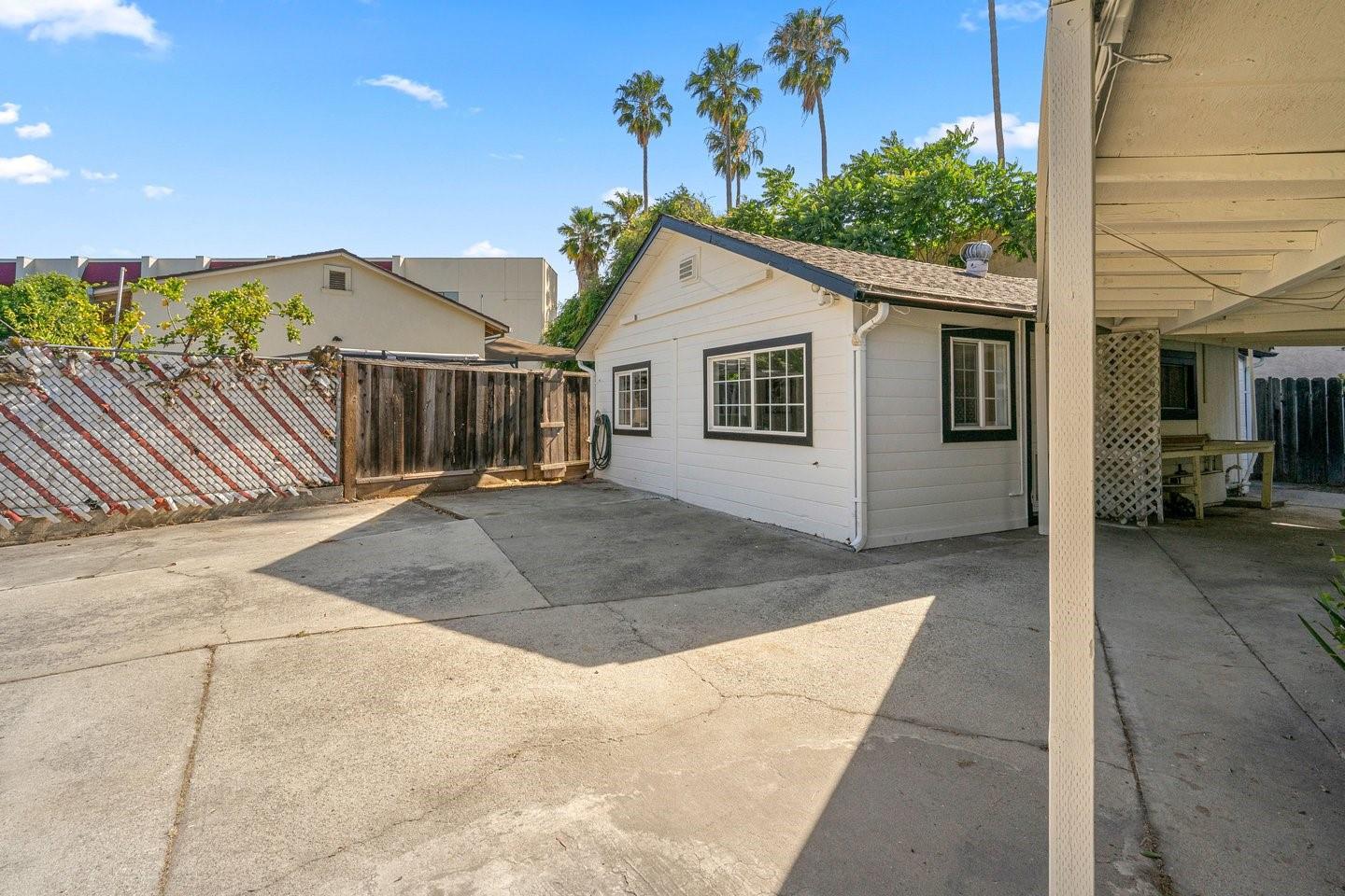 Property photo 42