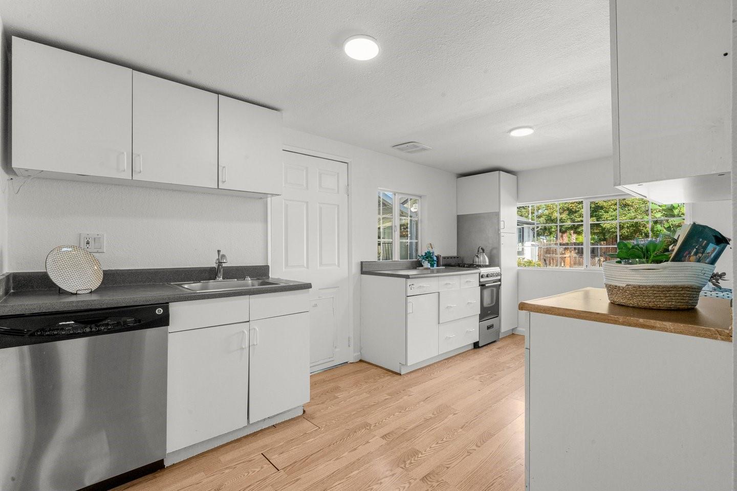Property photo 50