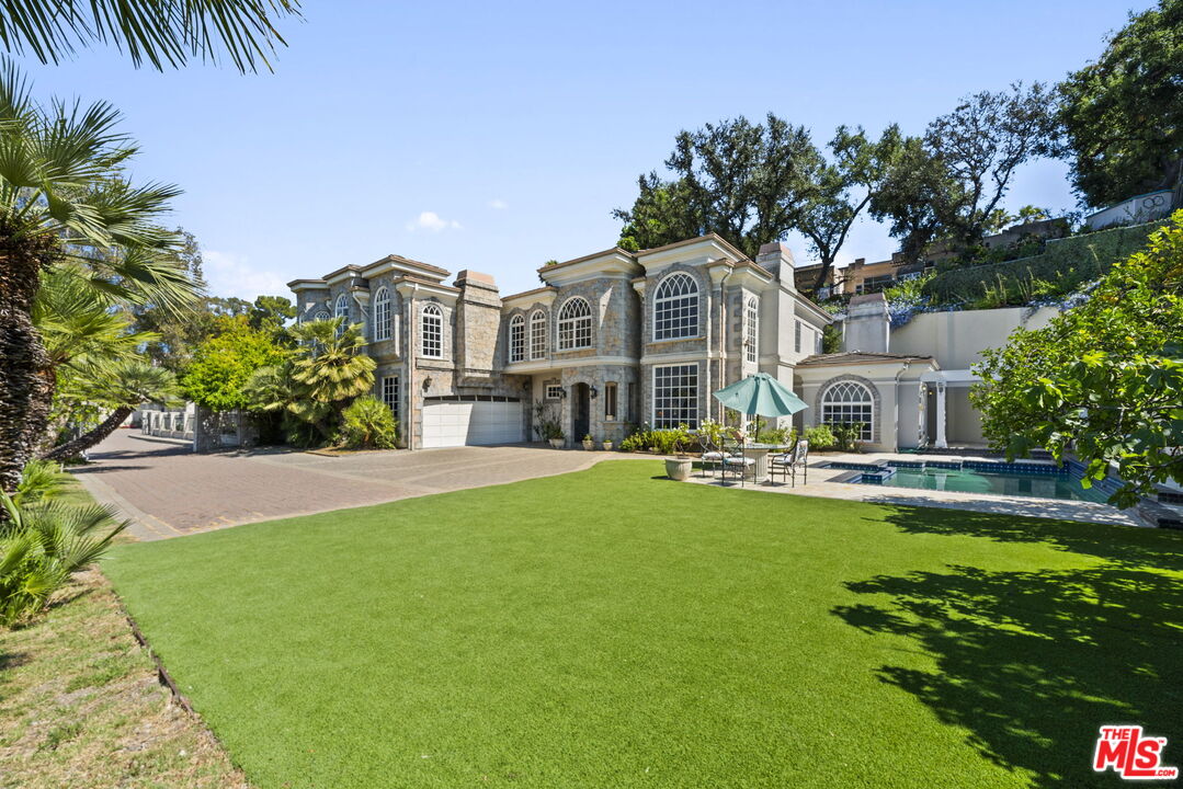 Property photo 33