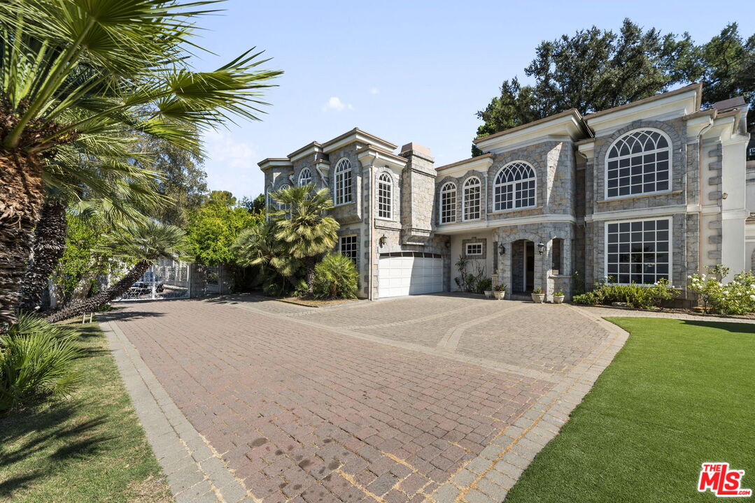 Property photo 37
