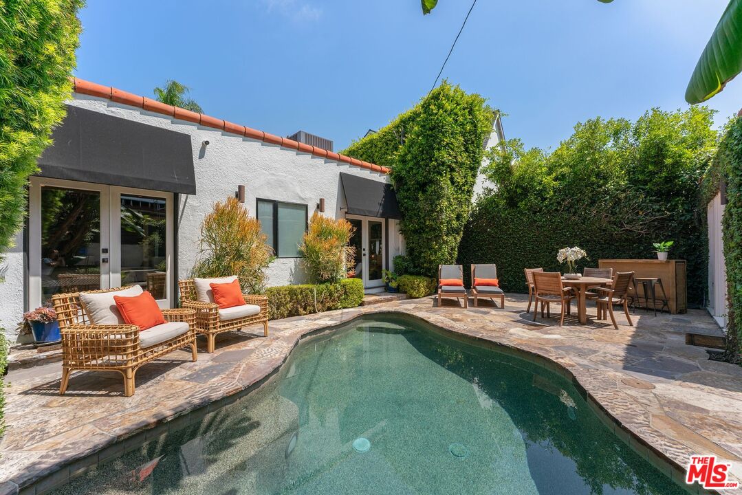 Property photo 35