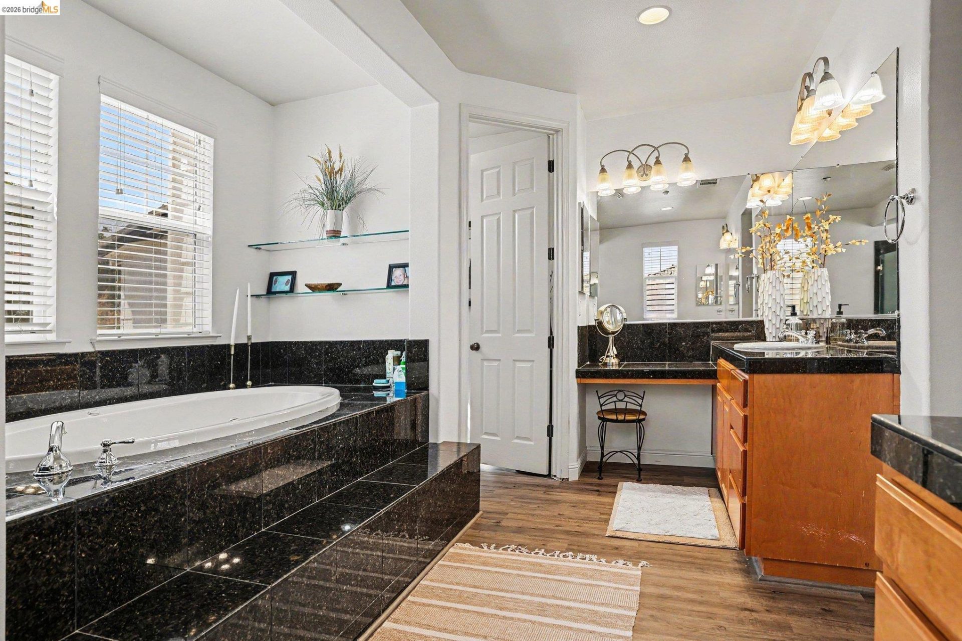 Property photo 34