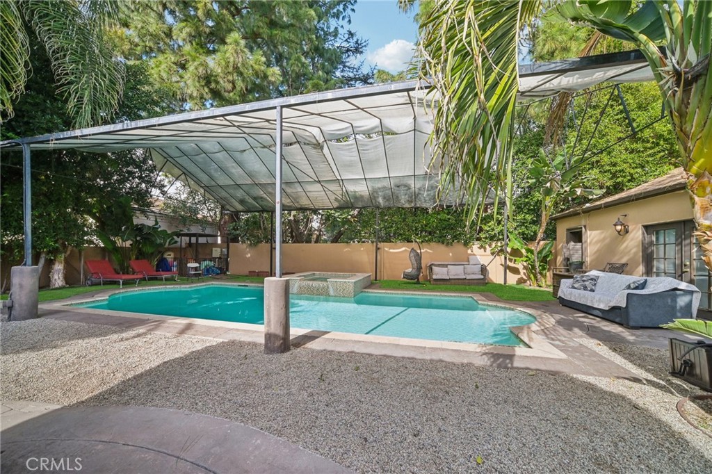 Property photo 38