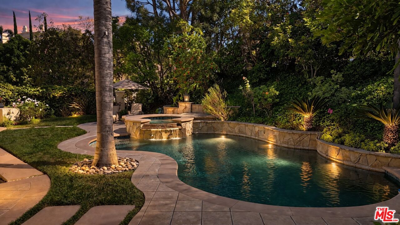 Property photo 35