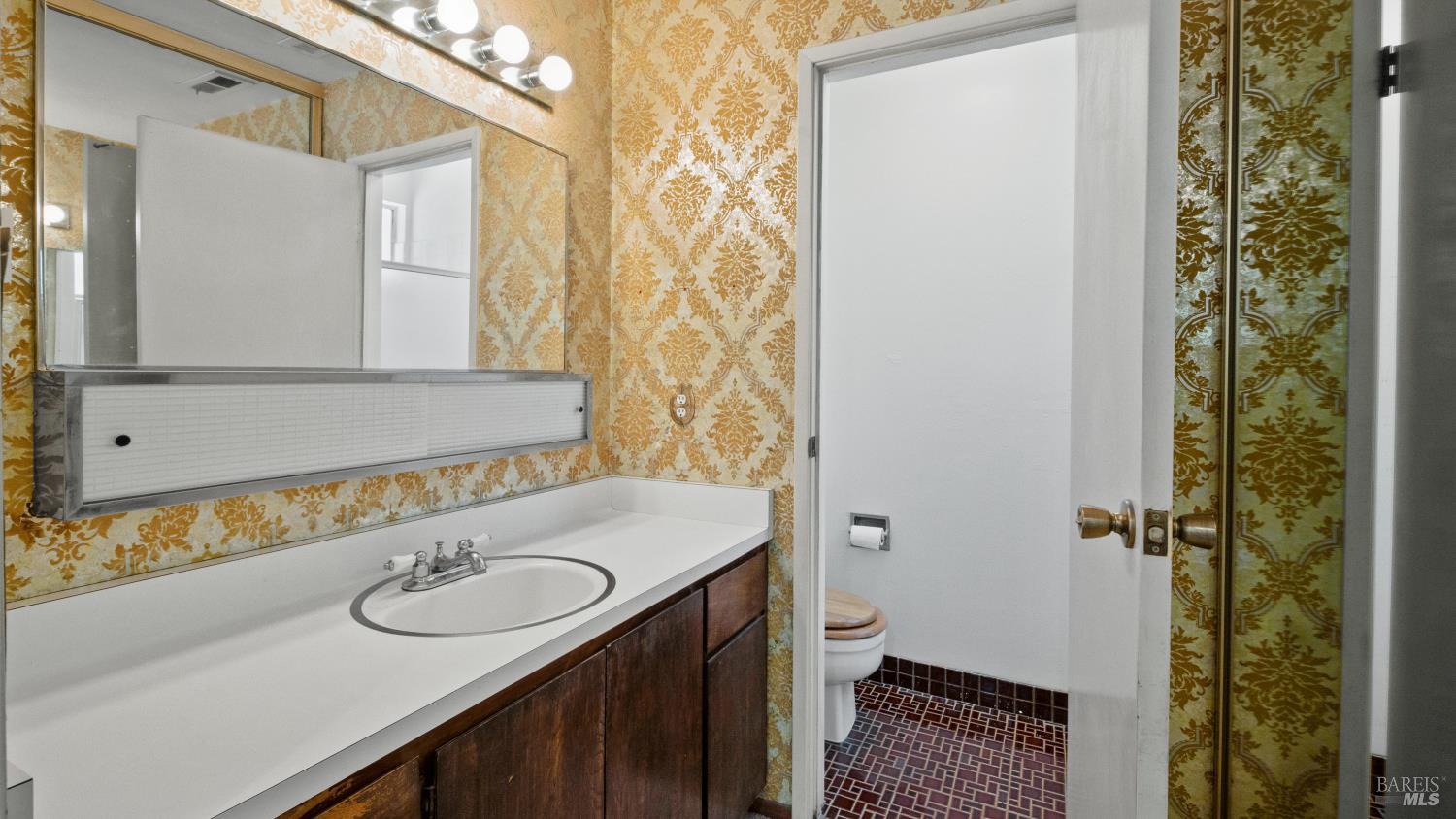 Property photo 28