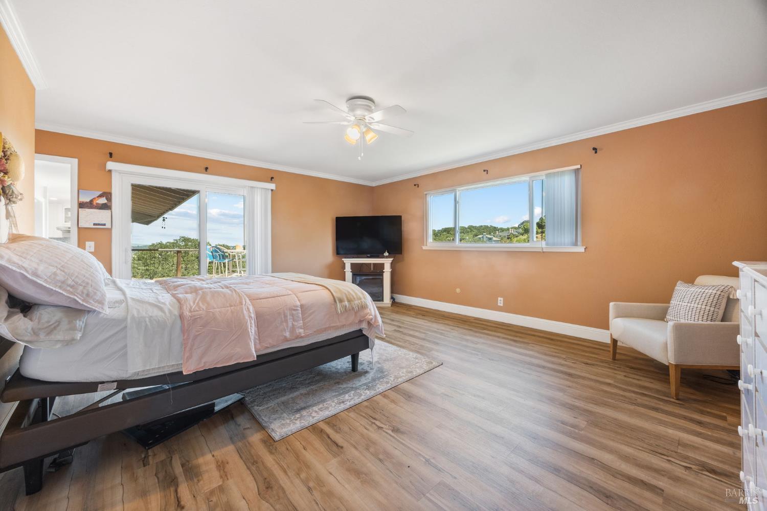 Property photo 44
