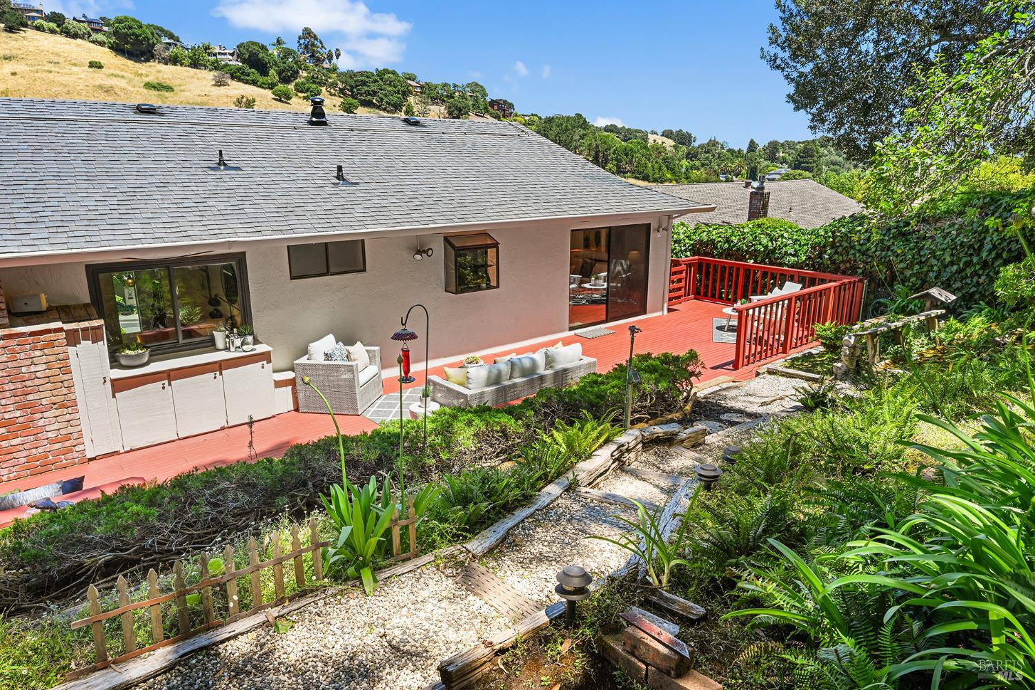 Property photo 30