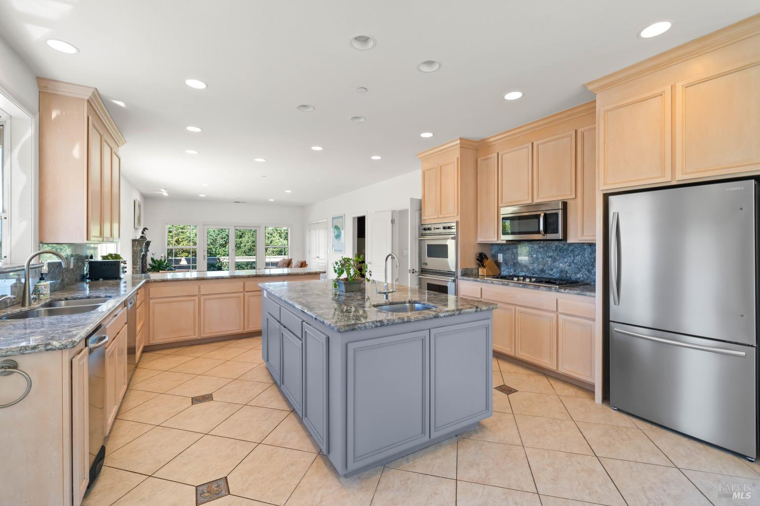Property photo 28