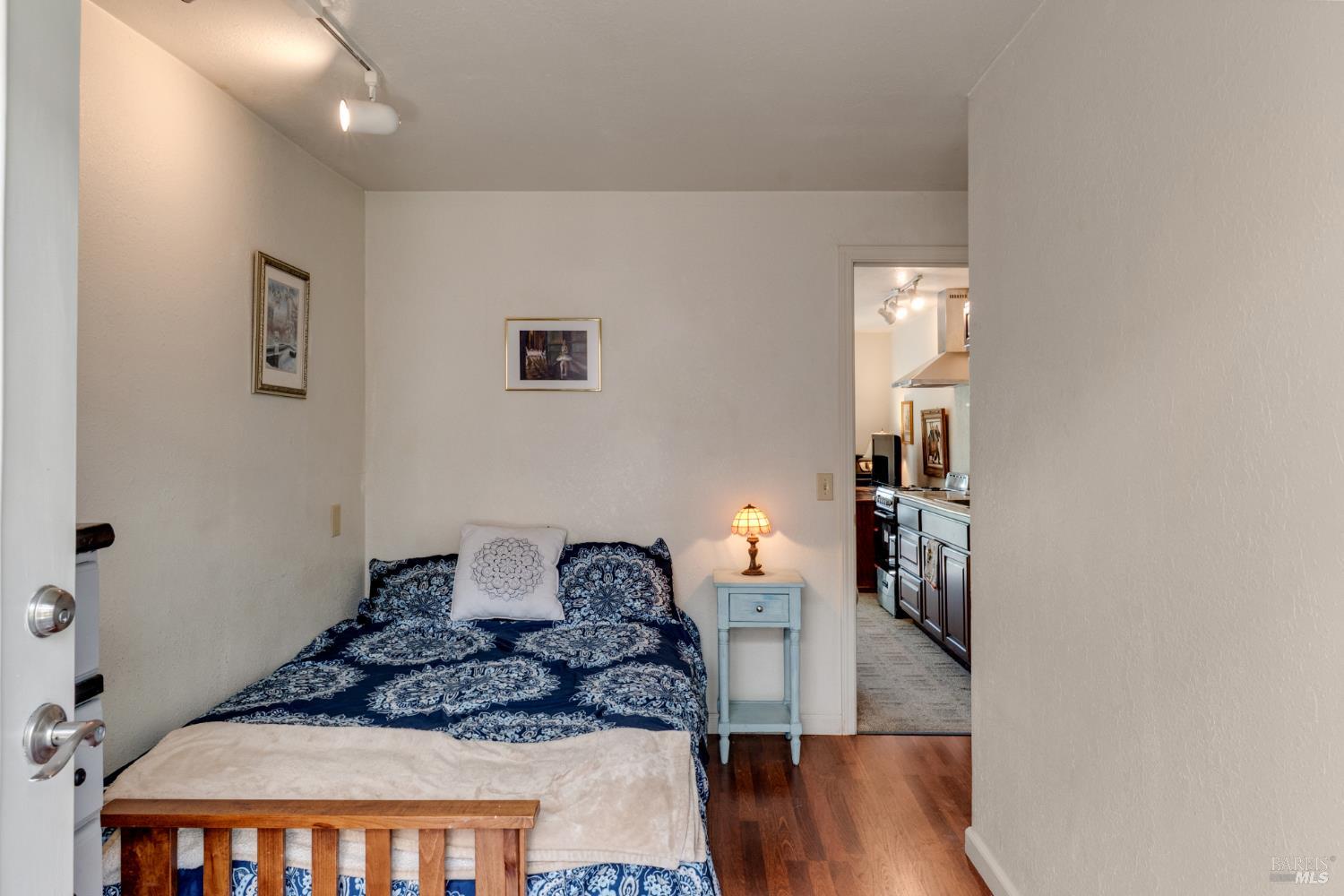 Property photo 24