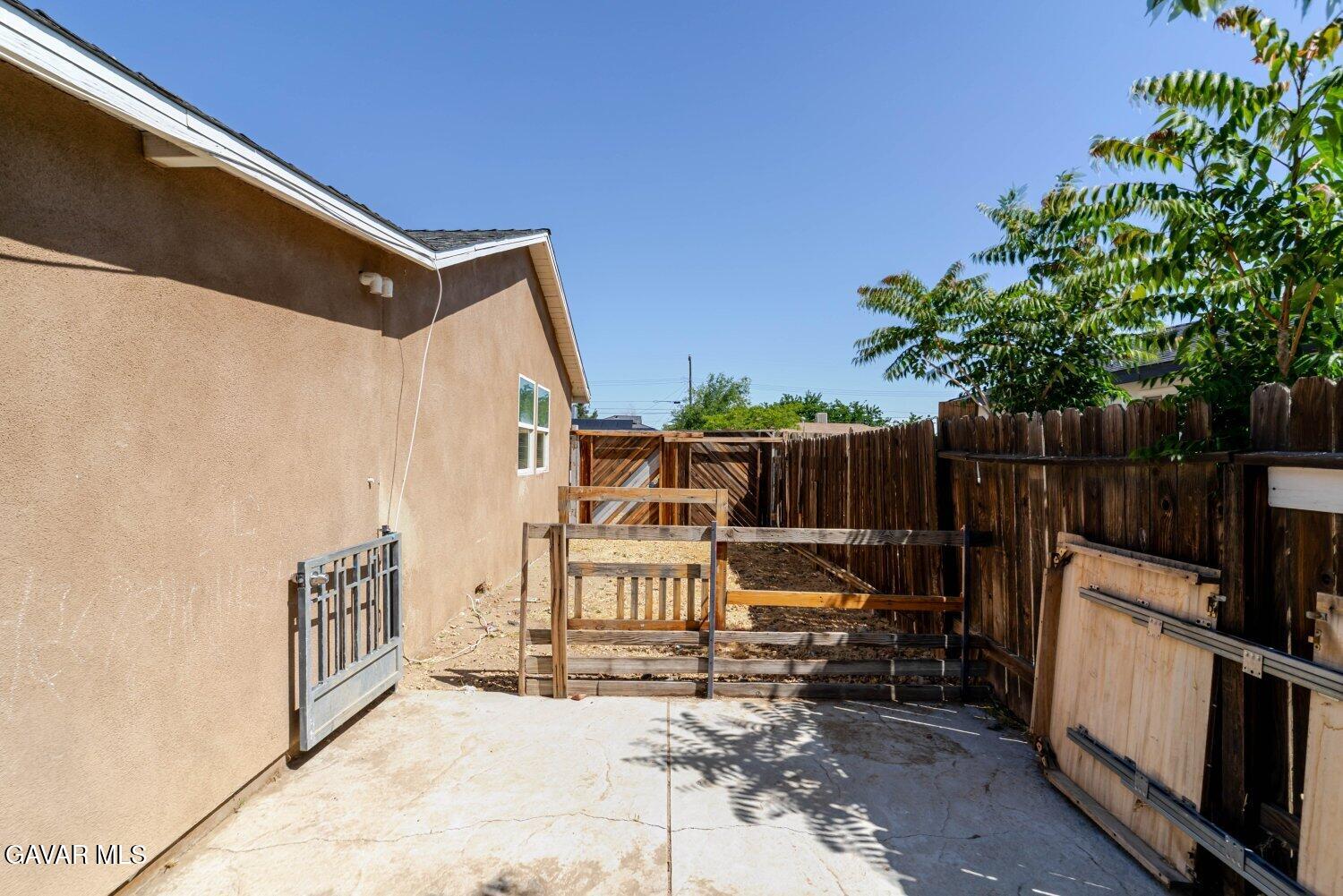 Property photo 28