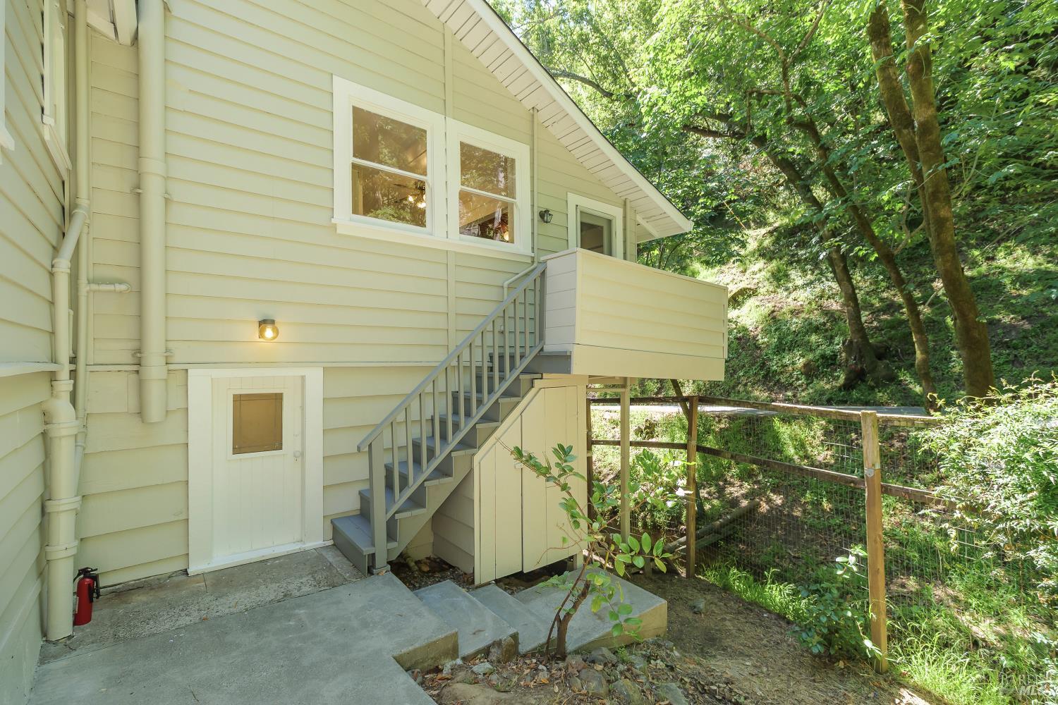 Property photo 28
