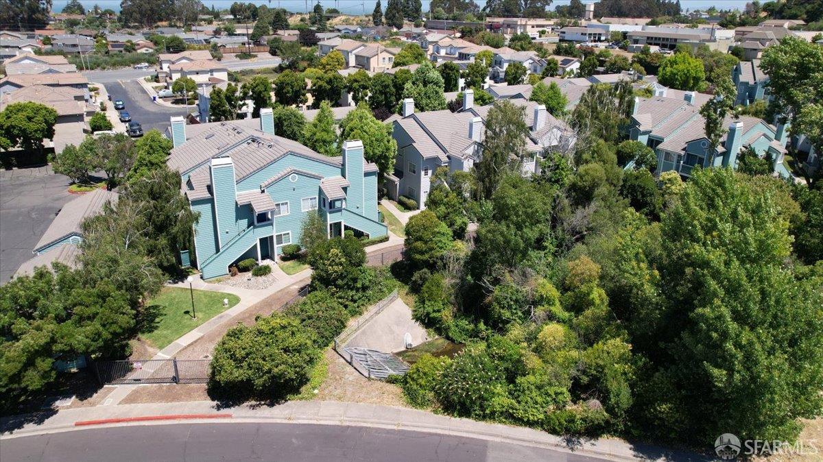 Property photo 38