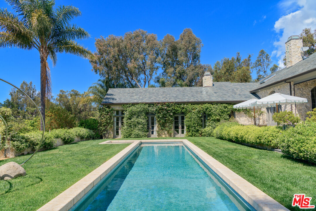 Property photo 38
