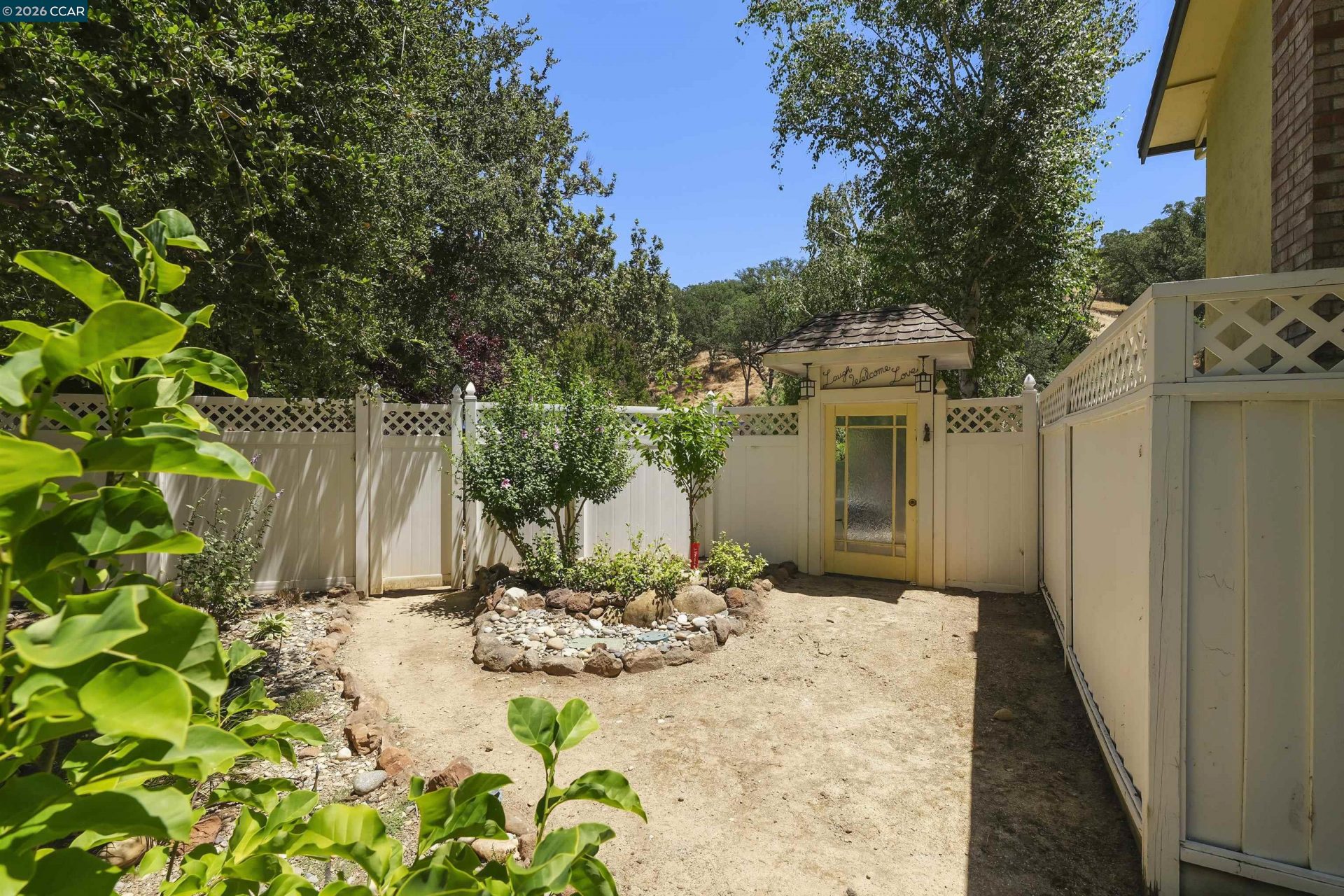 Property photo 40