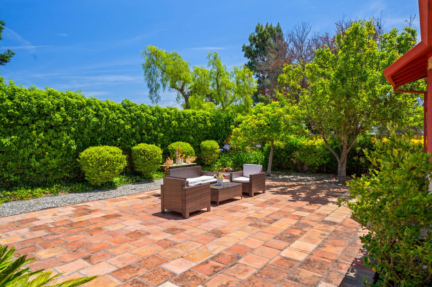 Property photo 37