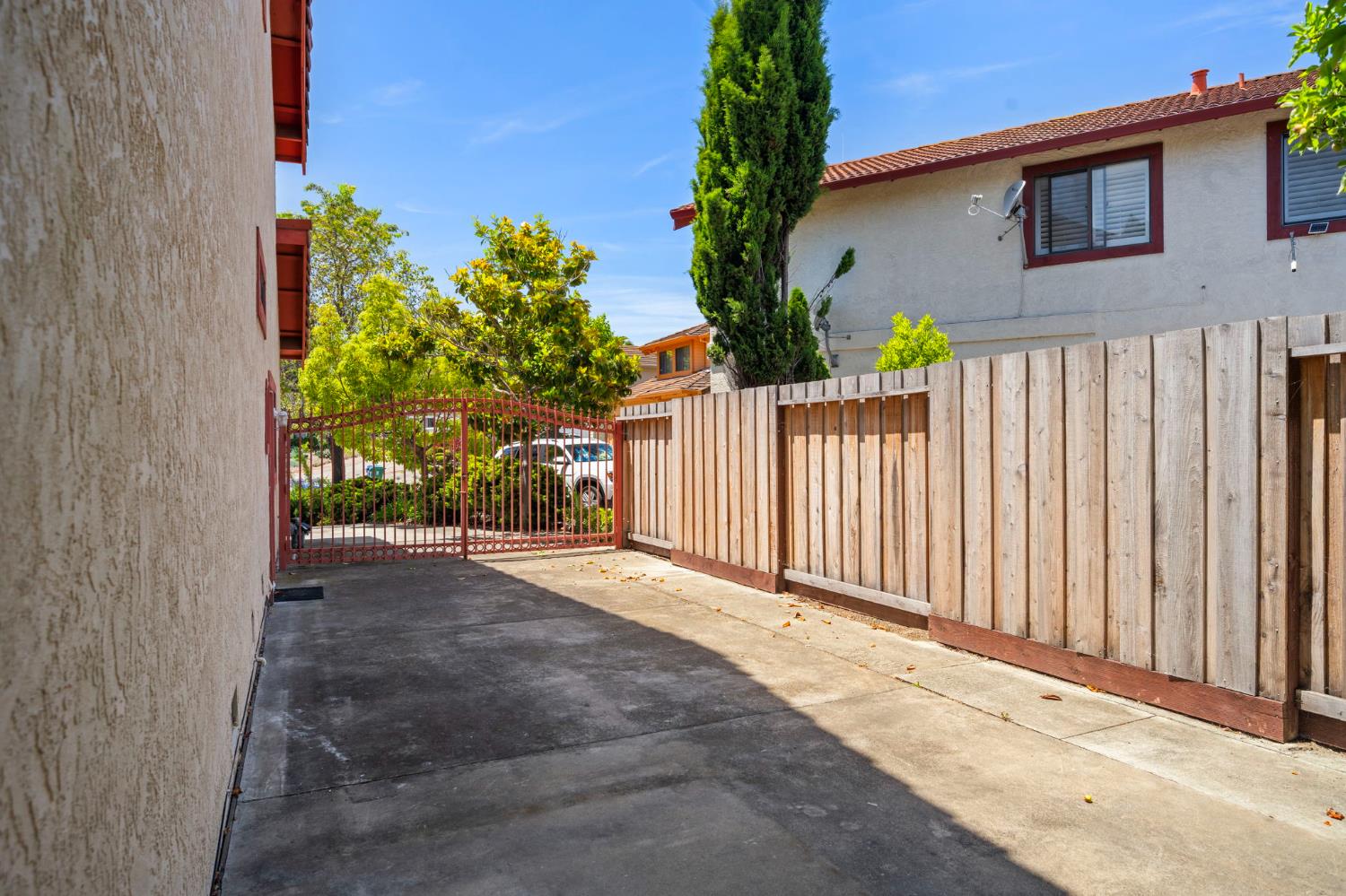Property photo 44