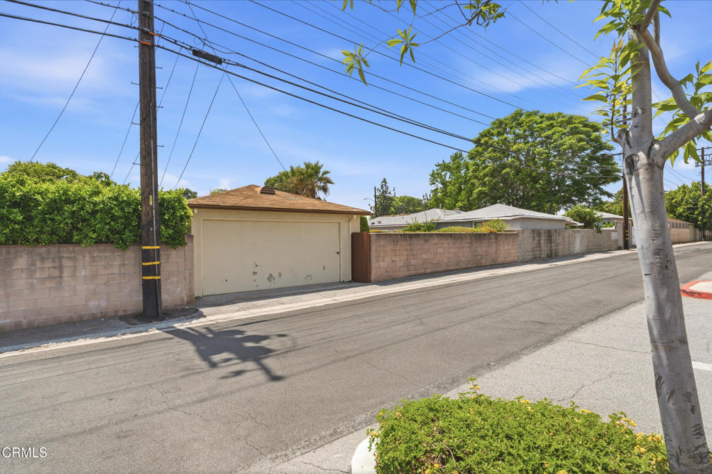 Property photo 43