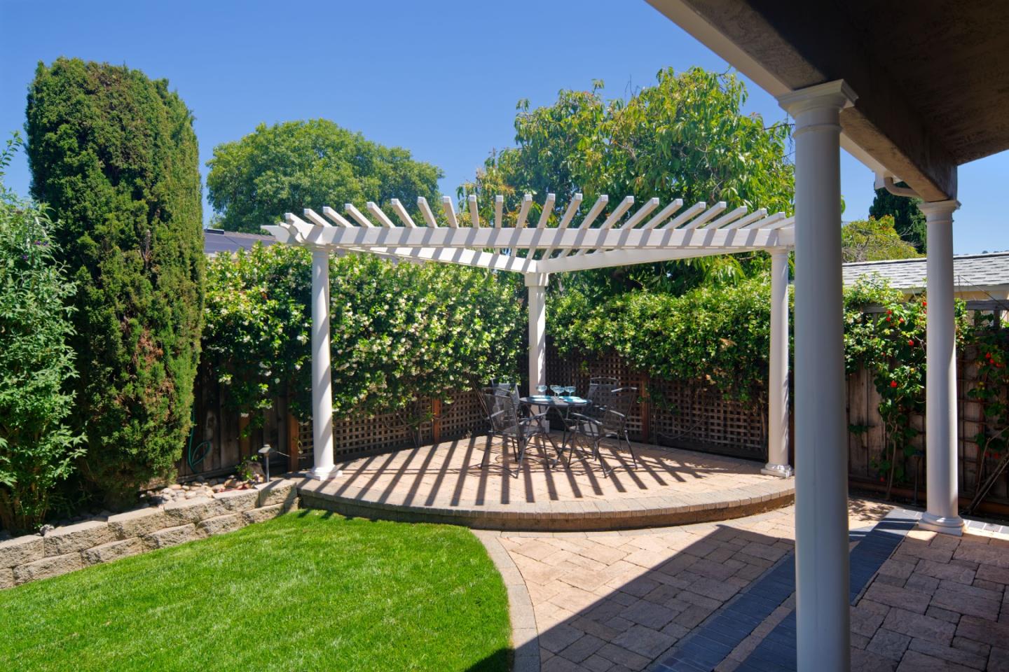 Property photo 33