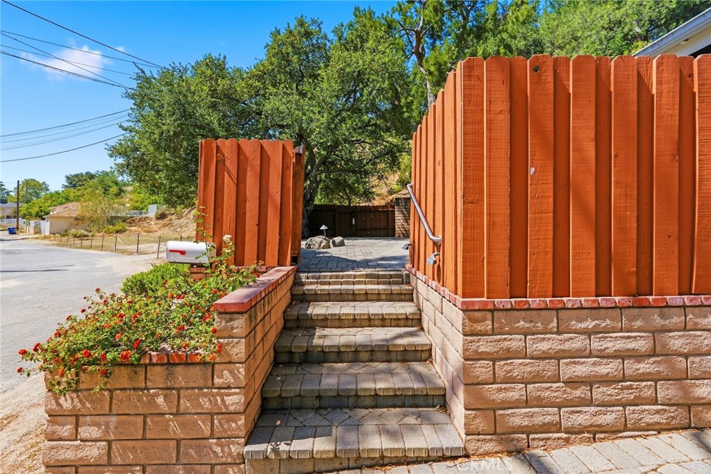 Property photo 28