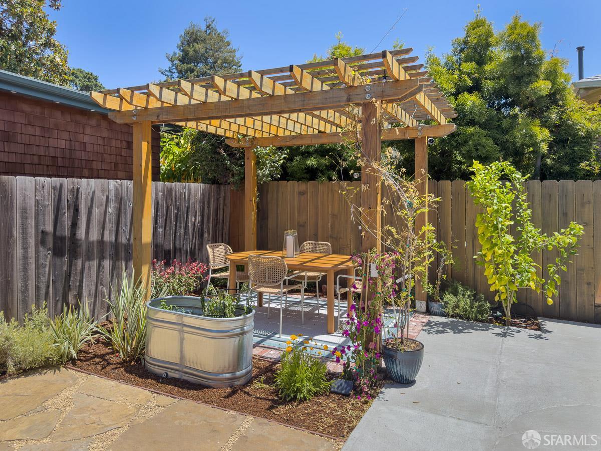 Property photo 36