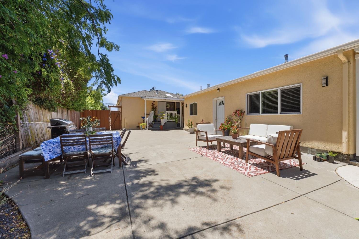 Property photo 35