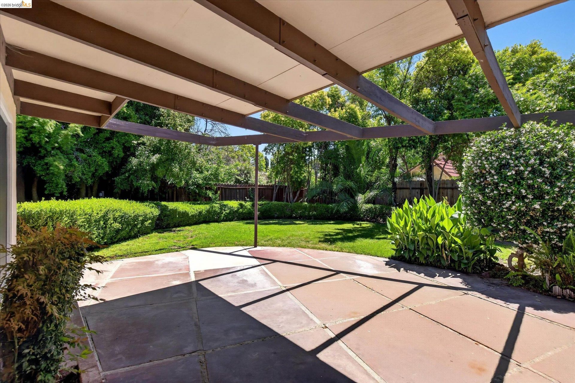Property photo 32
